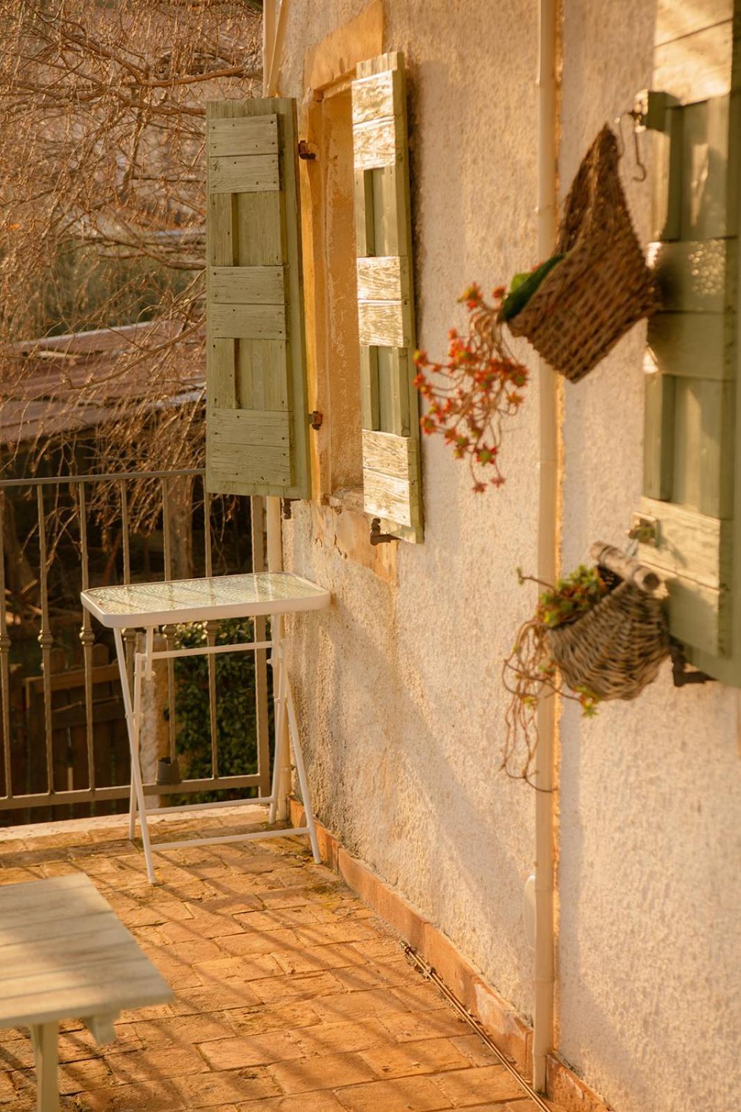 Dimora Valverde Bed & Breakfast *